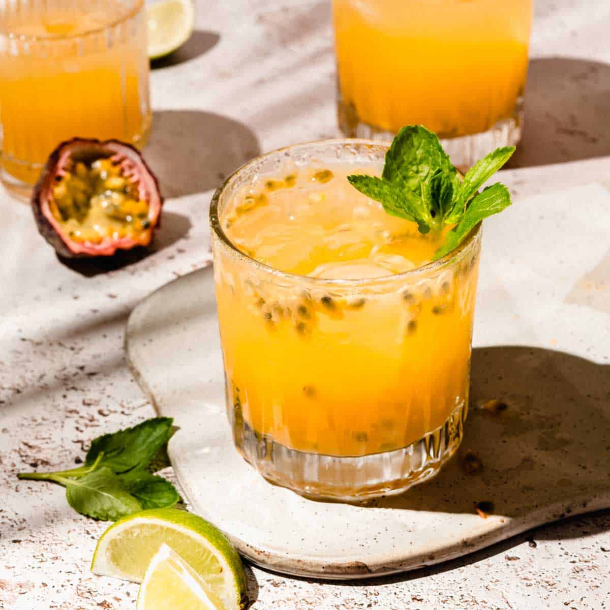 45+ Best Mocktails & Alcohol Free Drinks For Your Next Party